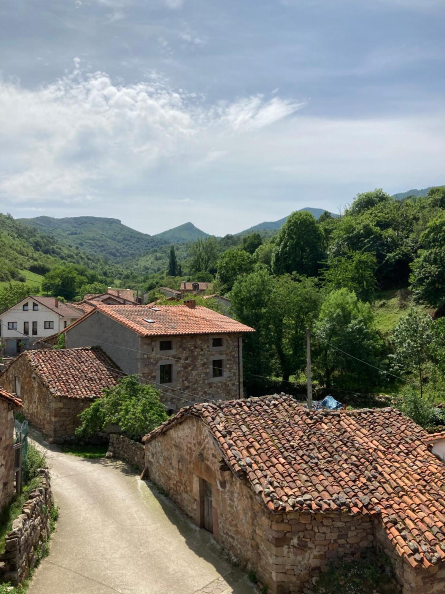 La Valuisilla, Hotel Rural Cicera Εξωτερικό φωτογραφία