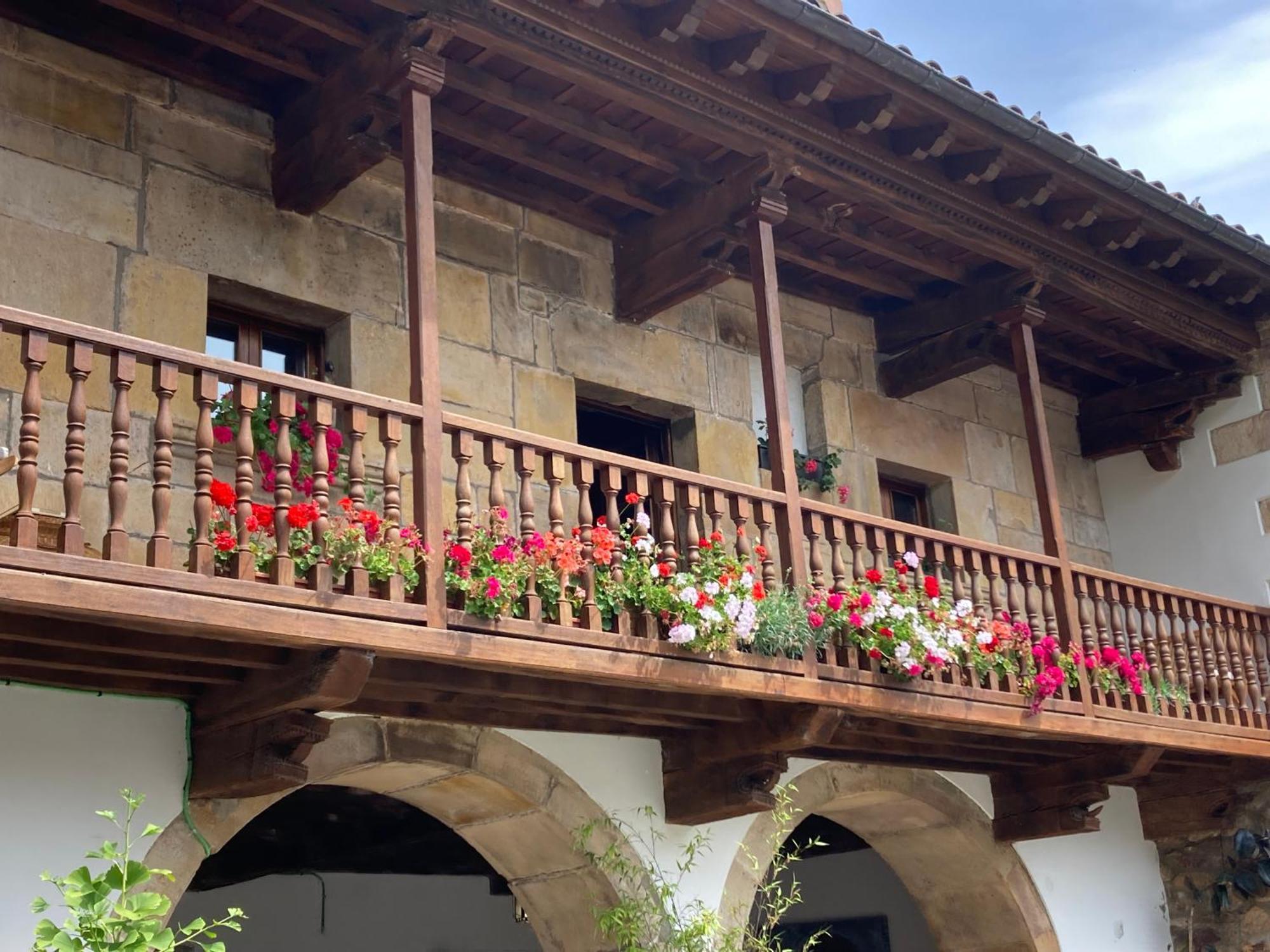 La Valuisilla, Hotel Rural Cicera Εξωτερικό φωτογραφία