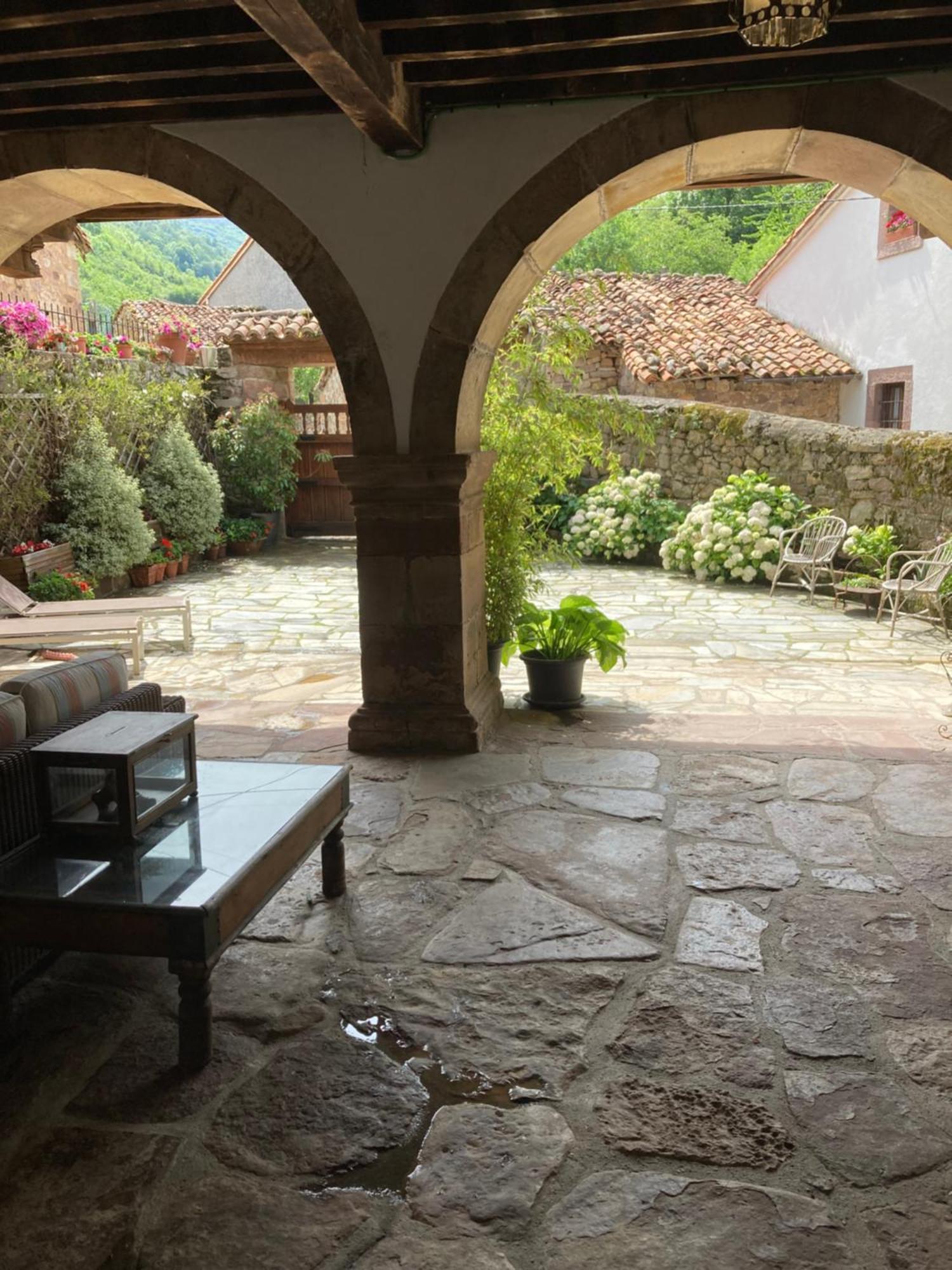 La Valuisilla, Hotel Rural Cicera Εξωτερικό φωτογραφία